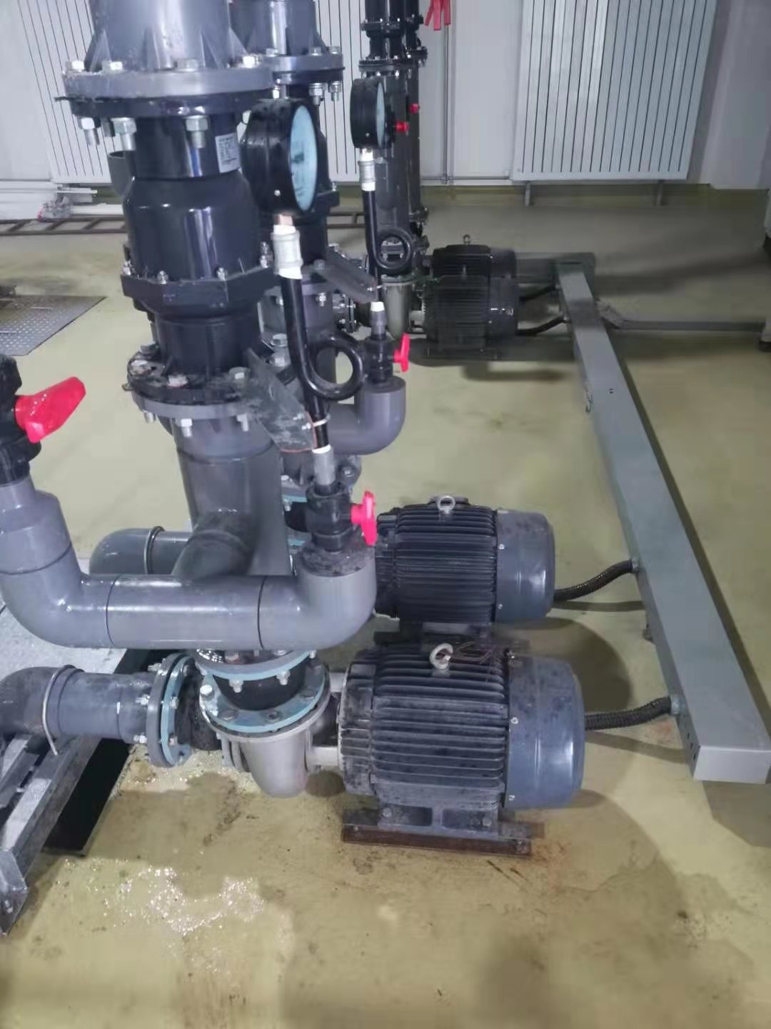 污水泵和潛水泵的區(qū)別 污水泵和潛水泵的區(qū)別